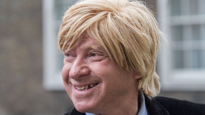 https://cdn.thedailymash.co.uk/wp-content/uploads/20220413204356/fabricant-2.jpg